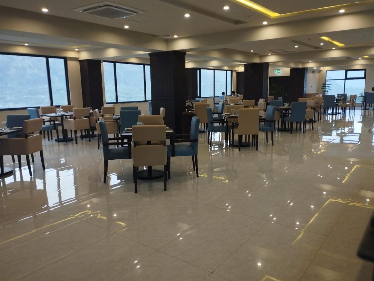 Avari Xpress Gilgit Exterior foto