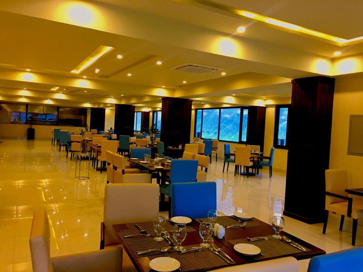 Avari Xpress Gilgit Exterior foto
