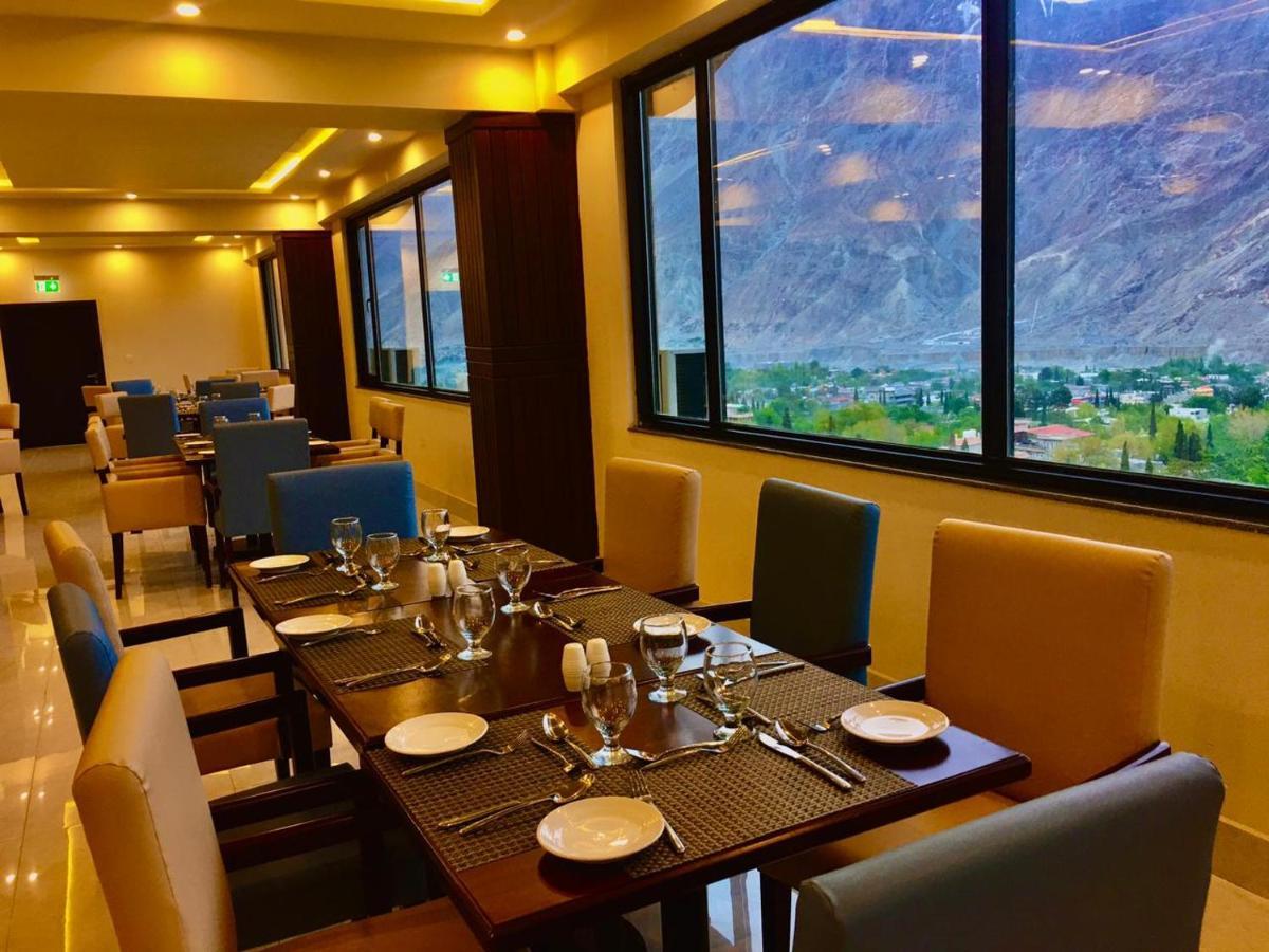 Avari Xpress Gilgit Exterior foto